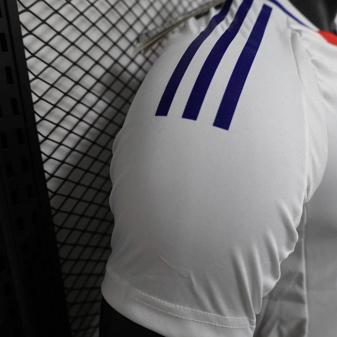 24/25 Lyon Home Player Edition