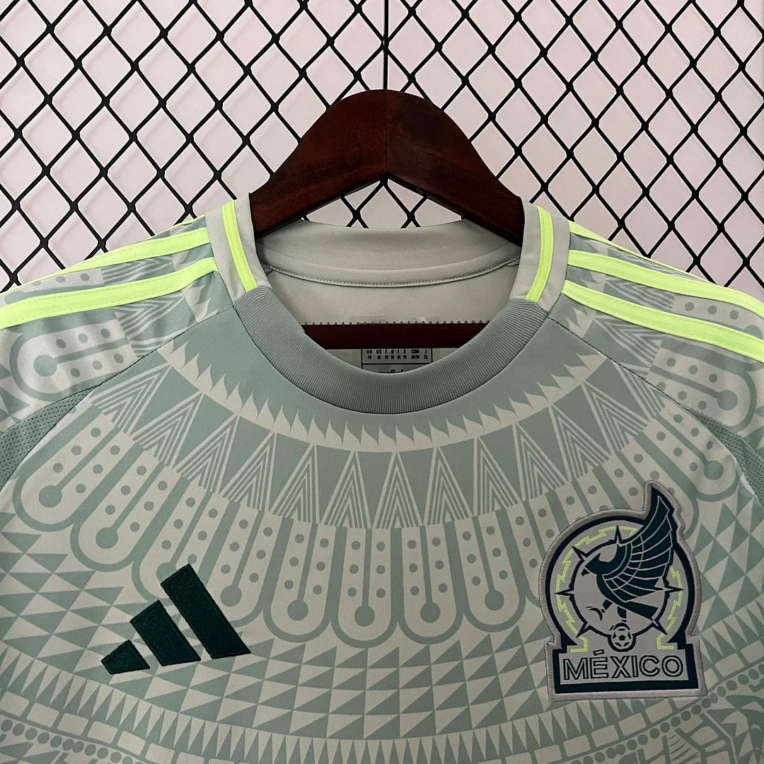 24/25 Mexico Away
