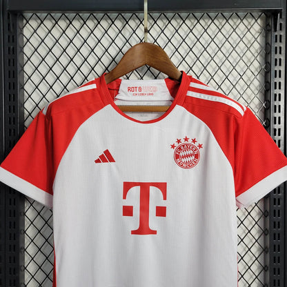 23/24 Bayern München Home Kids