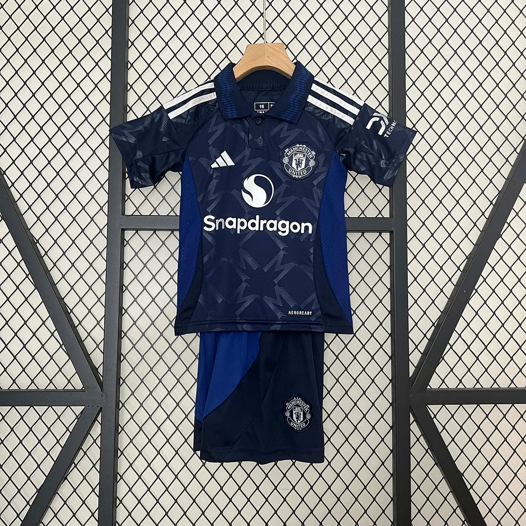 24/25 Manchester United Away Kids