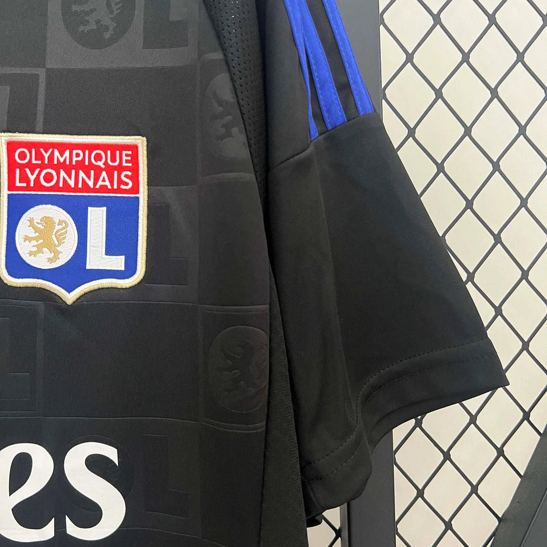 24/25 Lyon Away