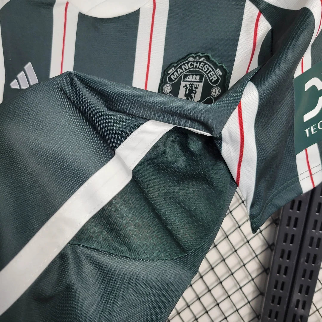 23/24 Manchester United Away