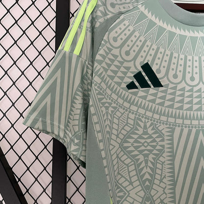 24/25 Mexico Away